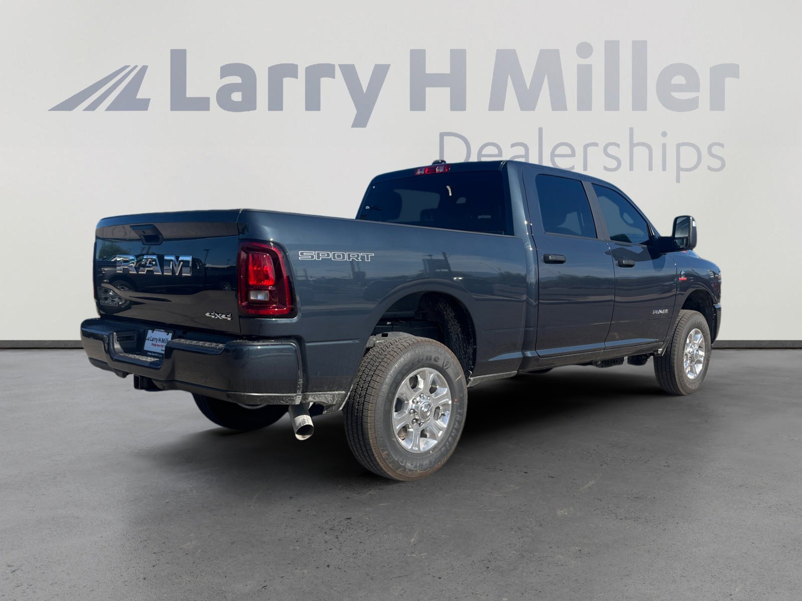 New 2025 RAM 2500 Big Horn image 5