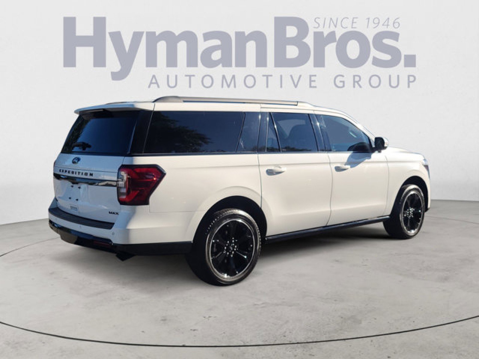 Used 2023 Ford Expedition Max Limited image 3