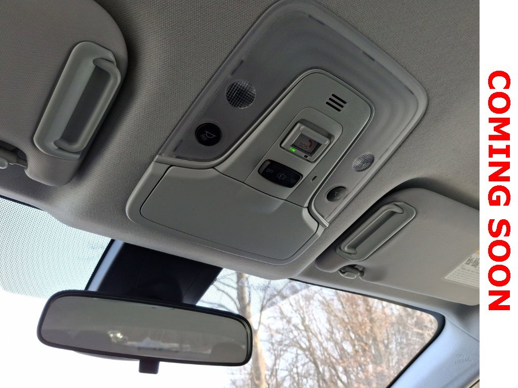 Used 2022 Toyota Prius LE image 12