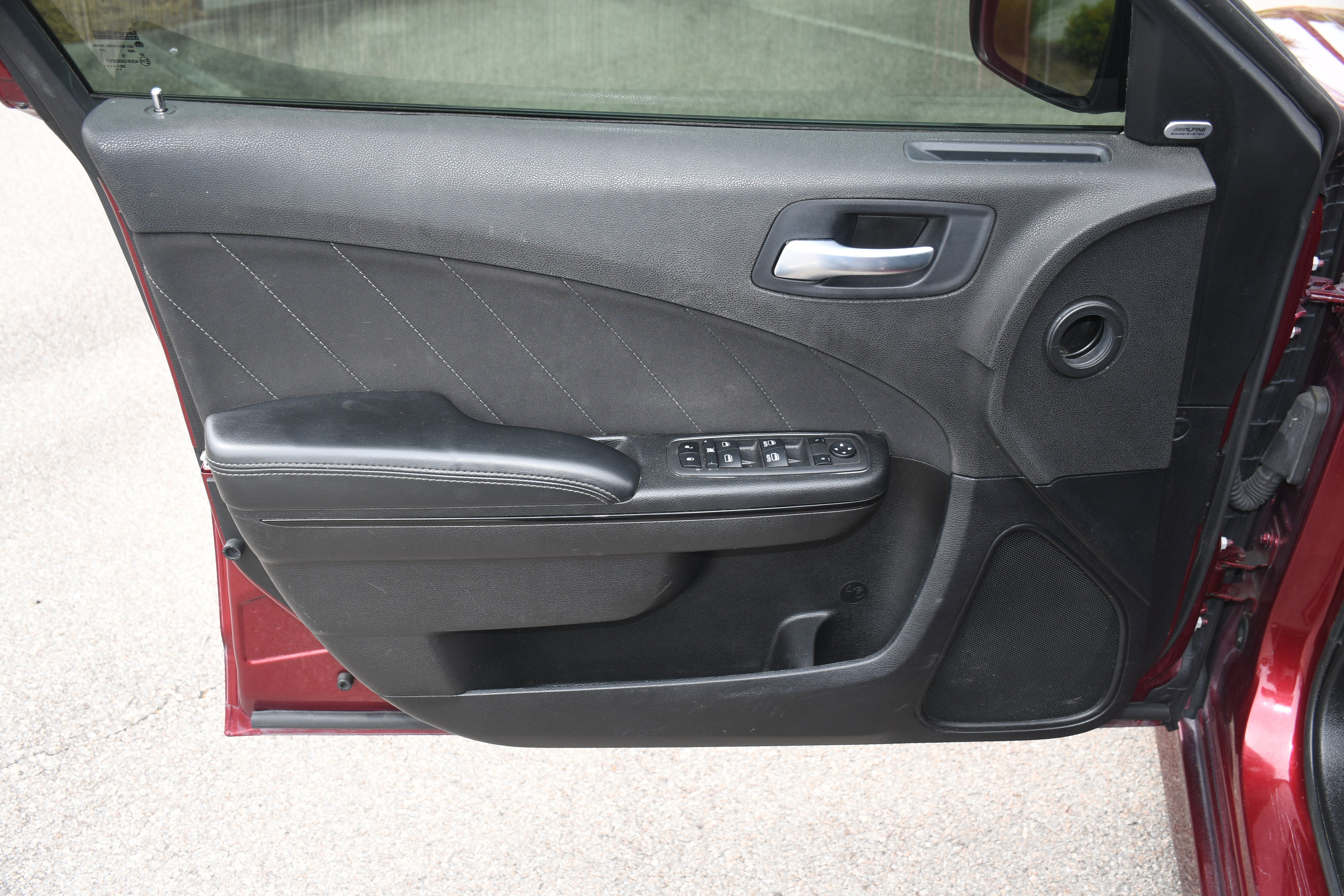 Used 2022 Dodge Charger R/T w/ Blacktop Package image 10