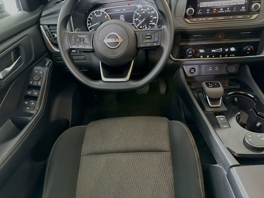 Used 2024 Nissan Rogue SV AWD/4WD image 24