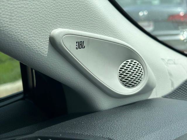 Certified 2025 Toyota Corolla Cross XLE w/ Convenience Package FWD image 26