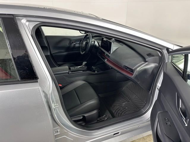 Used 2024 Toyota Prius Prime Premium w/ Advanced Technology Package image 10