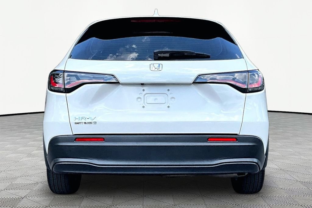 Certified 2025 Honda HR-V LX image 6