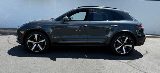 Used 2024 Porsche Macan Turbo AWD/4WD image 2