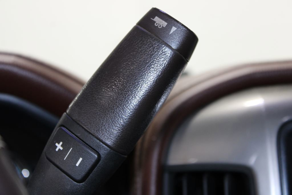 Used 2015 Chevrolet Silverado 3500 High Country w/ Duramax Plus Package image 26