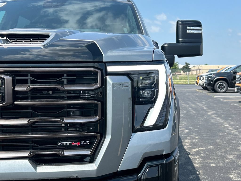 New 2026 GMC Sierra 2500 AT4X AWD/4WD image 11