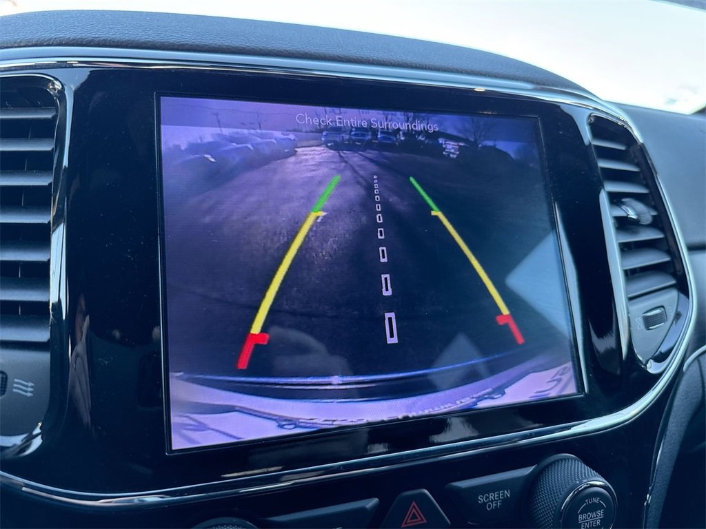 Used 2019 Jeep Grand Cherokee Limited w/ Luxury Group II image 16