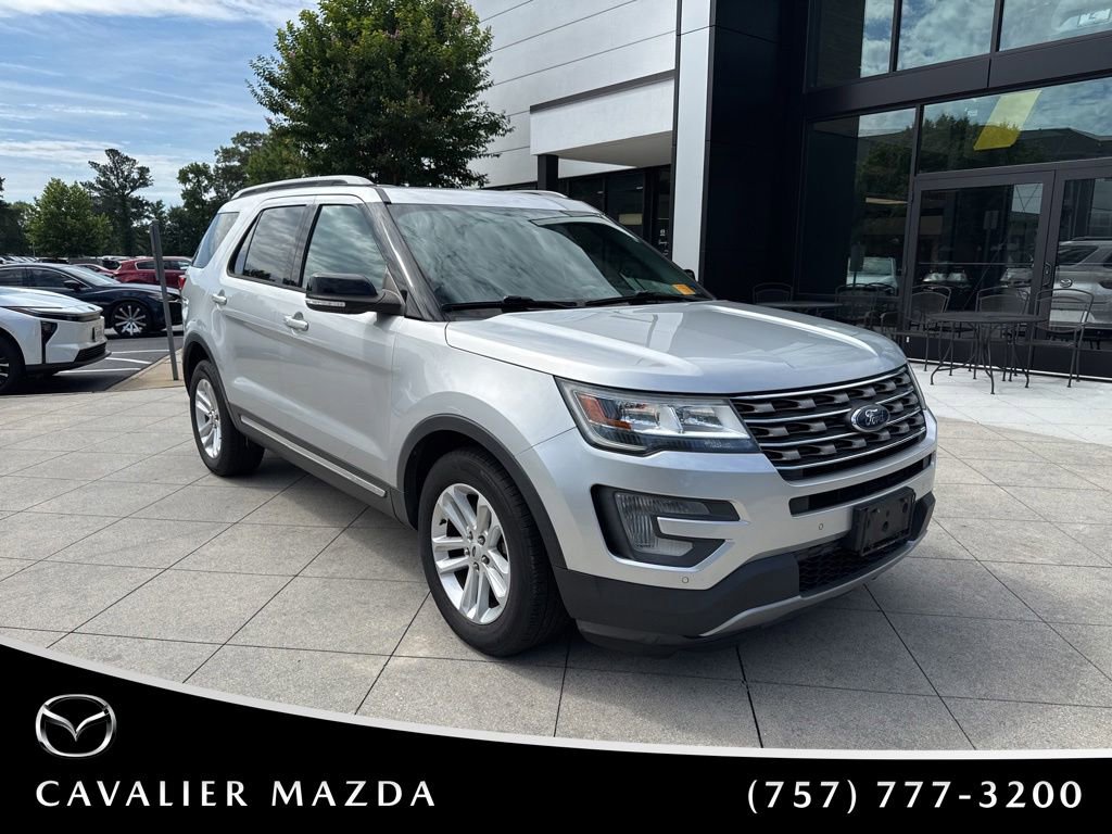 Used 2017 Ford Explorer XLT w/ Equipment Group 202A