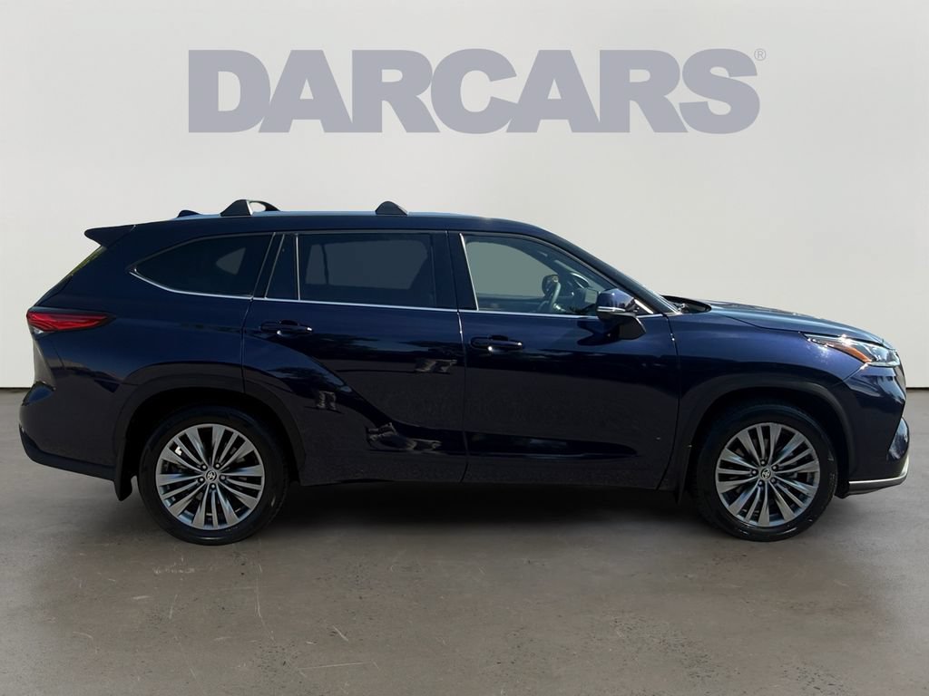 Used 2020 Toyota Highlander Platinum AWD/4WD image 8