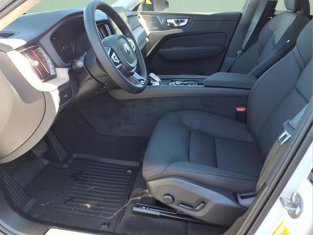 New 2026 Volvo XC60 B5 Plus w/ Protection Package Premier AWD/4WD image 15