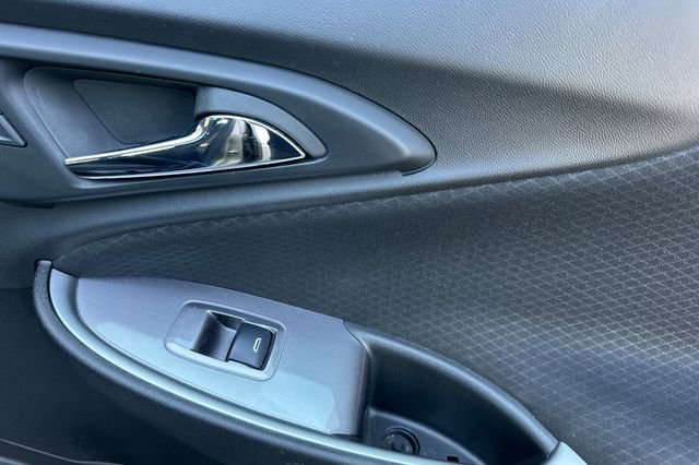 Used 2023 Chevrolet Malibu LT image 19