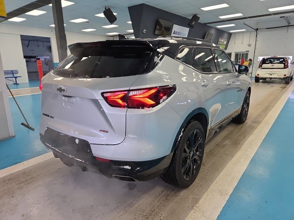 Used 2022 Chevrolet Blazer RS w/ Enhanced Convenience Package image 2