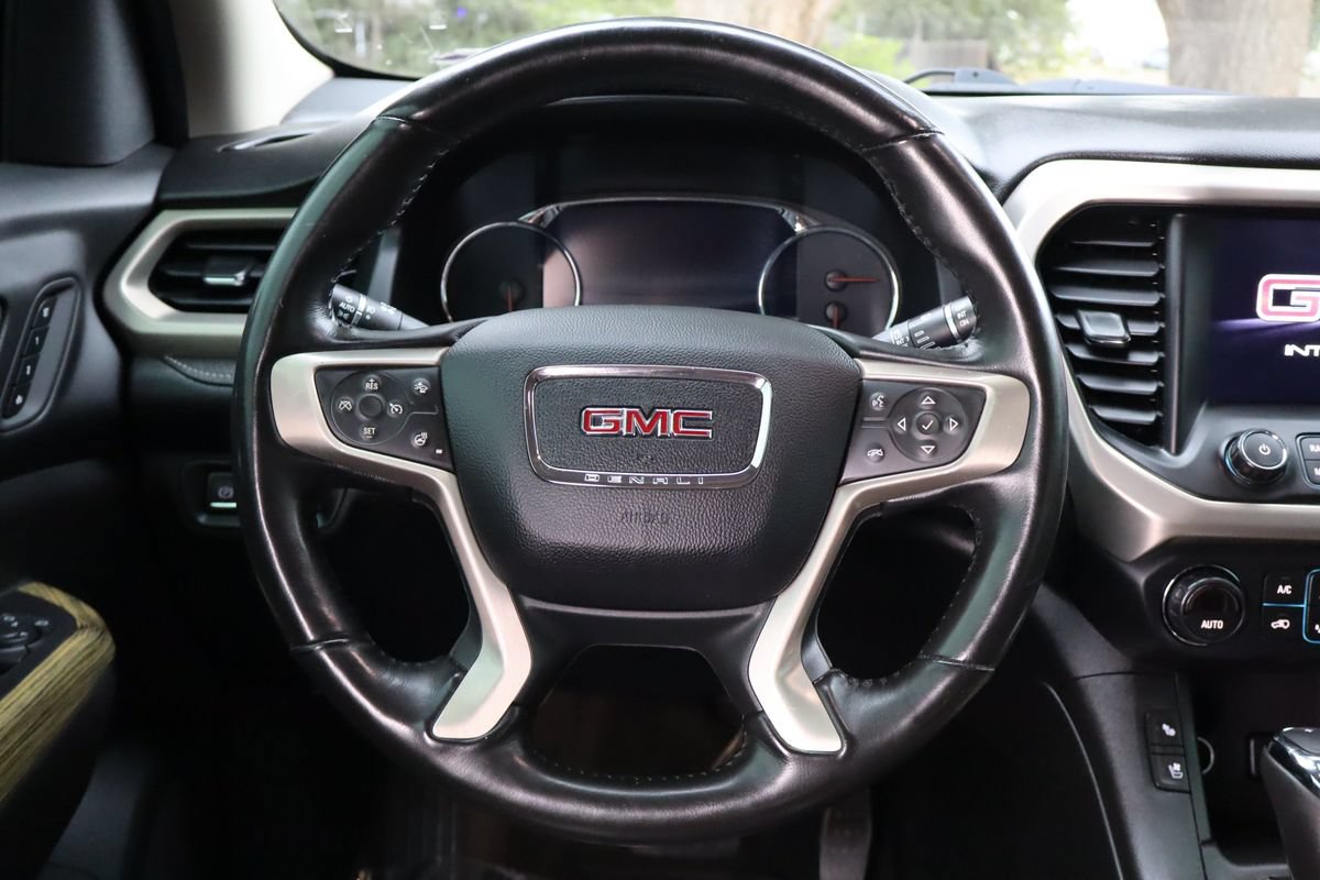 Used 2017 GMC Acadia Denali AWD/4WD image 18