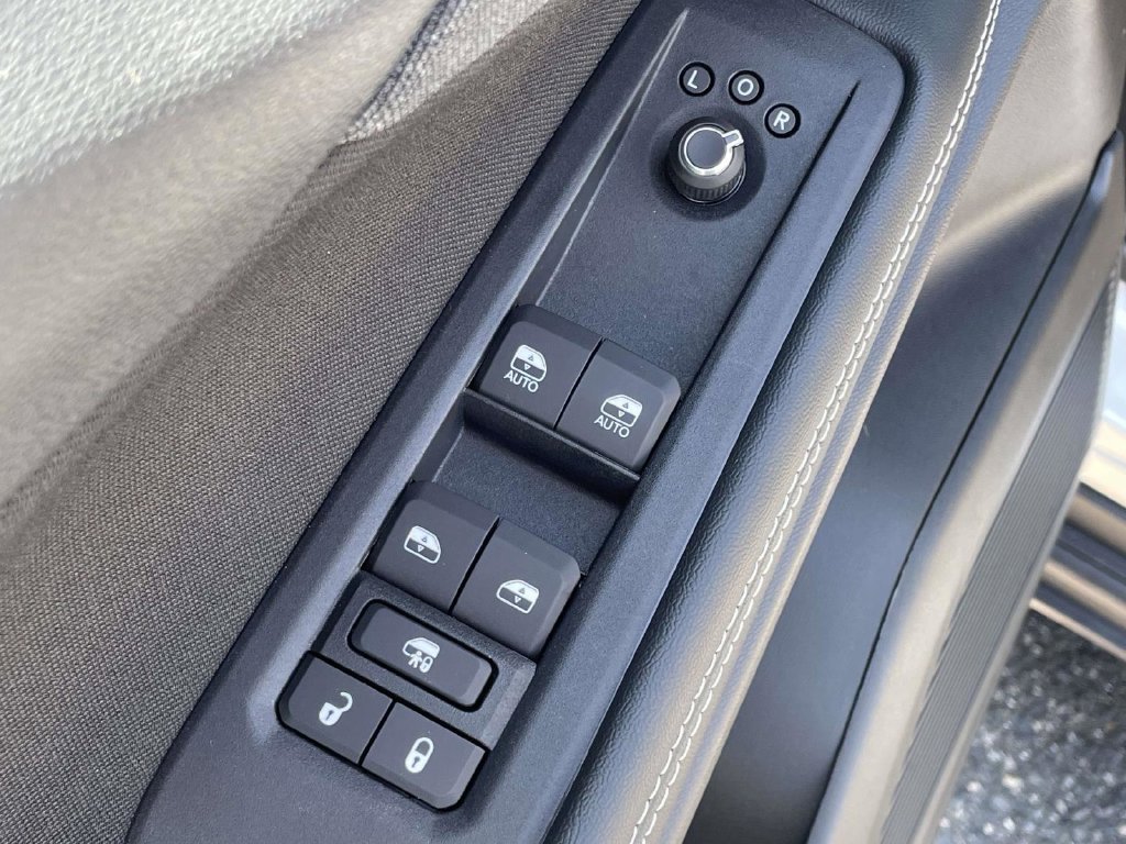 New 2026 Jeep Cherokee Laredo AWD/4WD image 25