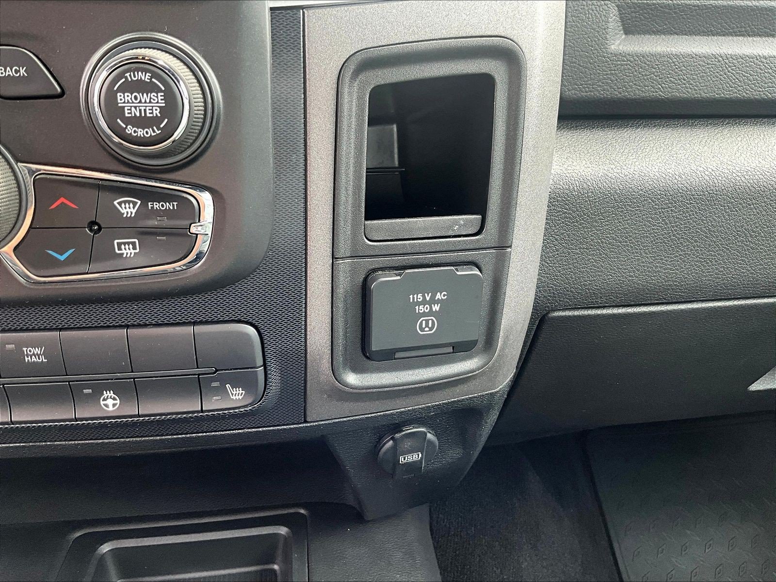 Used 2018 RAM 2500 Power Wagon w/ Luxury Group AWD/4WD image 17