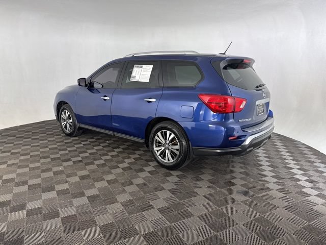 Used 2017 Nissan Pathfinder SL FWD image 9