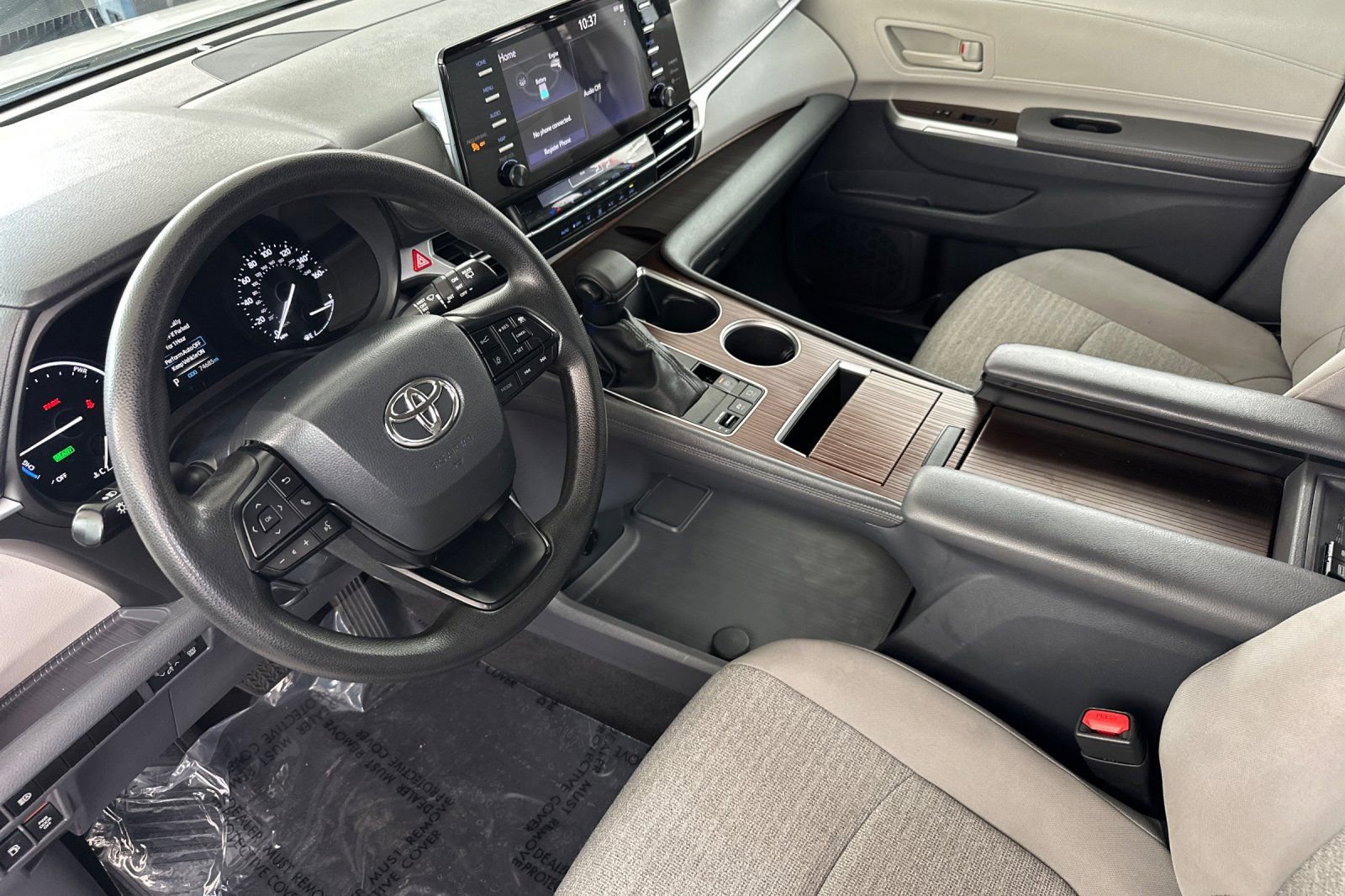 Certified 2023 Toyota Sienna LE FWD image 10