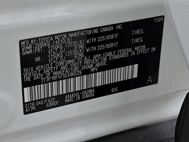 Certified 2025 Toyota RAV4 XLE image 28