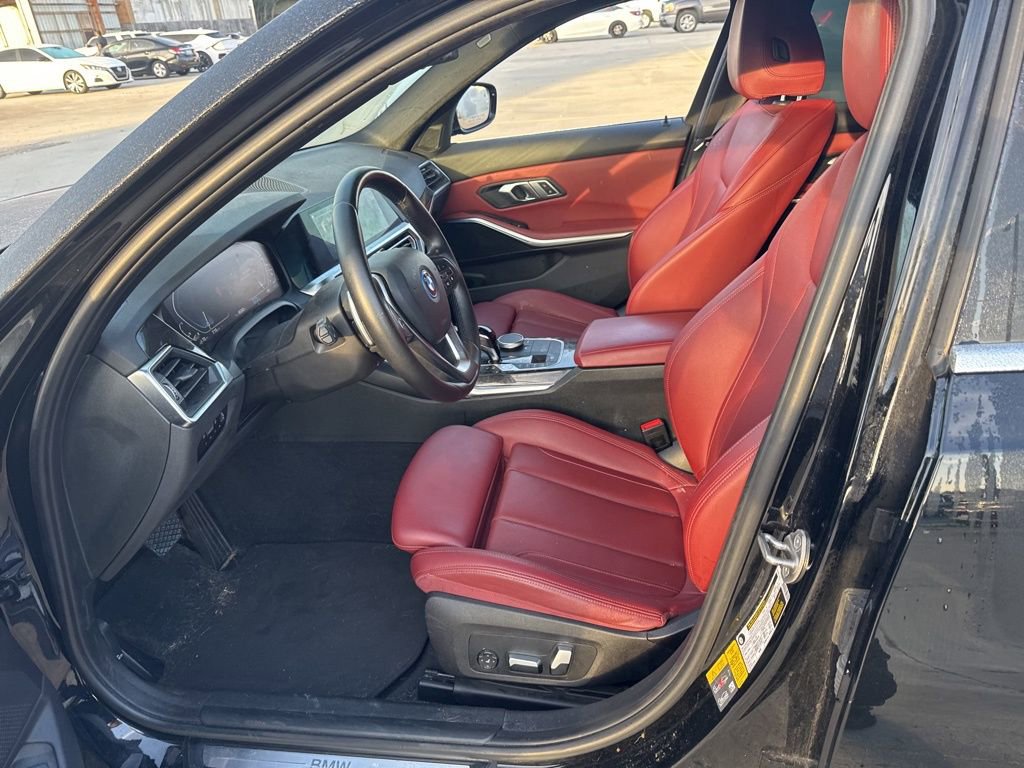 Used 2022 BMW 330e w/ Driving Assistance Package image 15