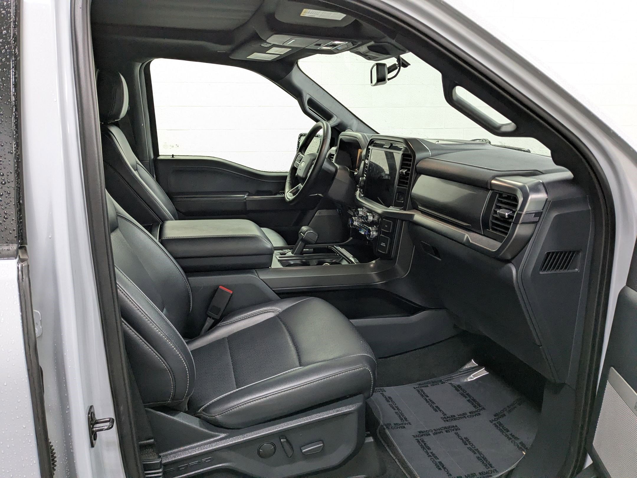 Certified 2025 Ford F150 Lariat image 36