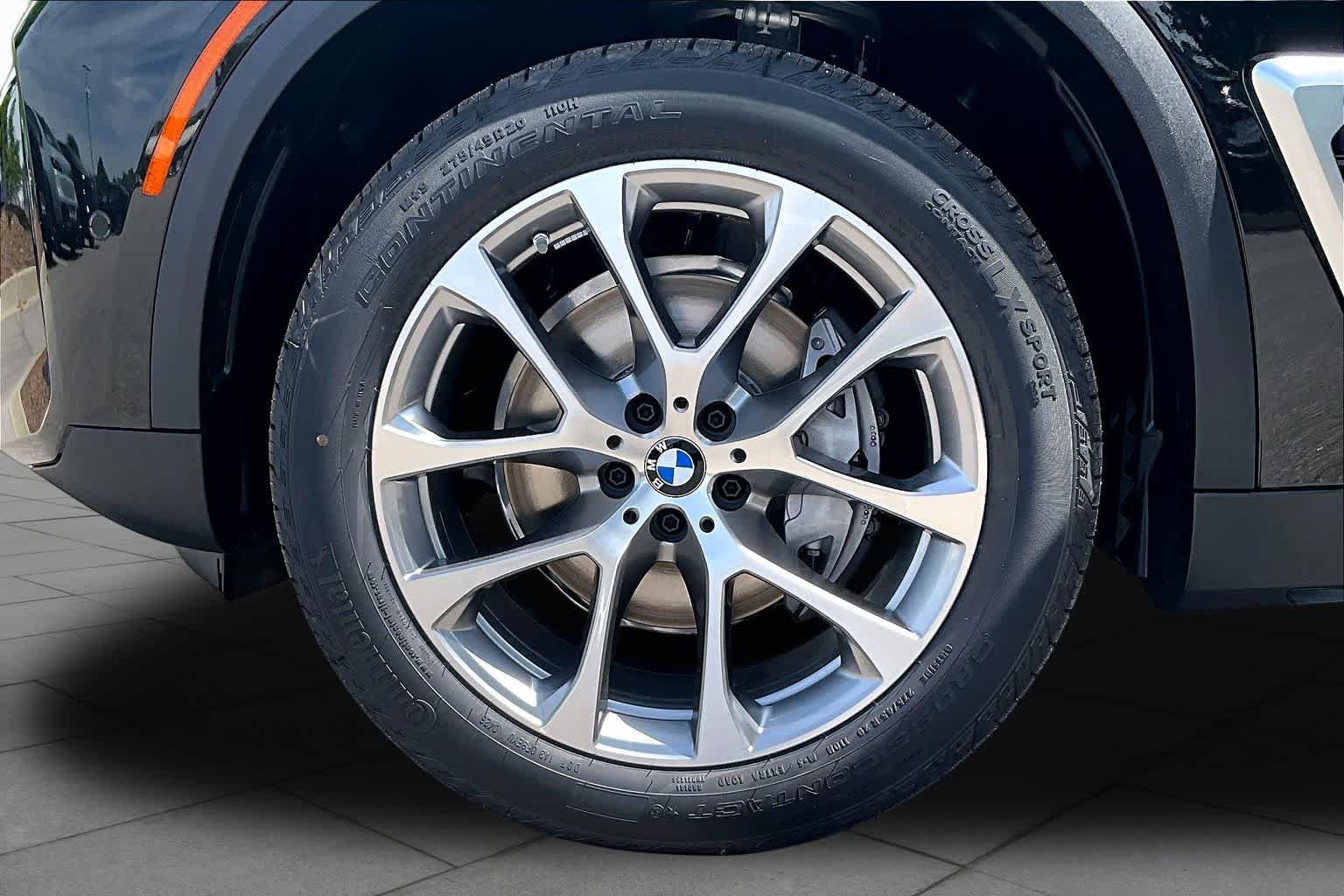 New 2026 BMW X5 sDrive40i w/ Premium Package RWD image 11