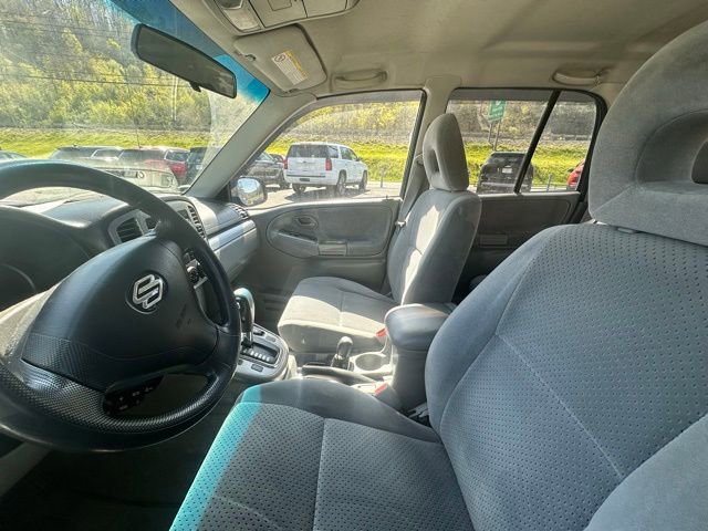Used 2003 Suzuki Grand Vitara 4WD image 8