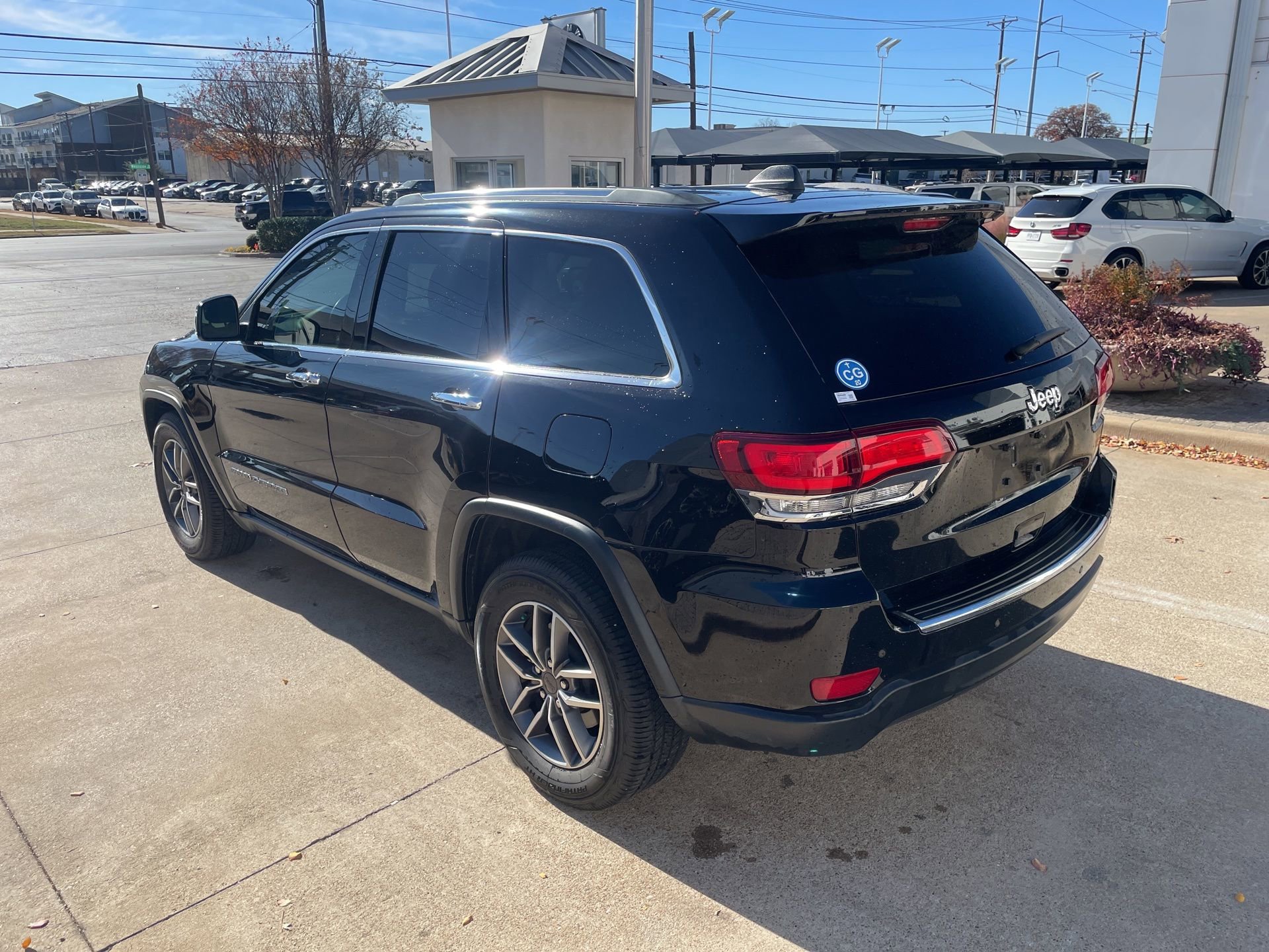 Used 2021 Jeep Grand Cherokee Limited image 7