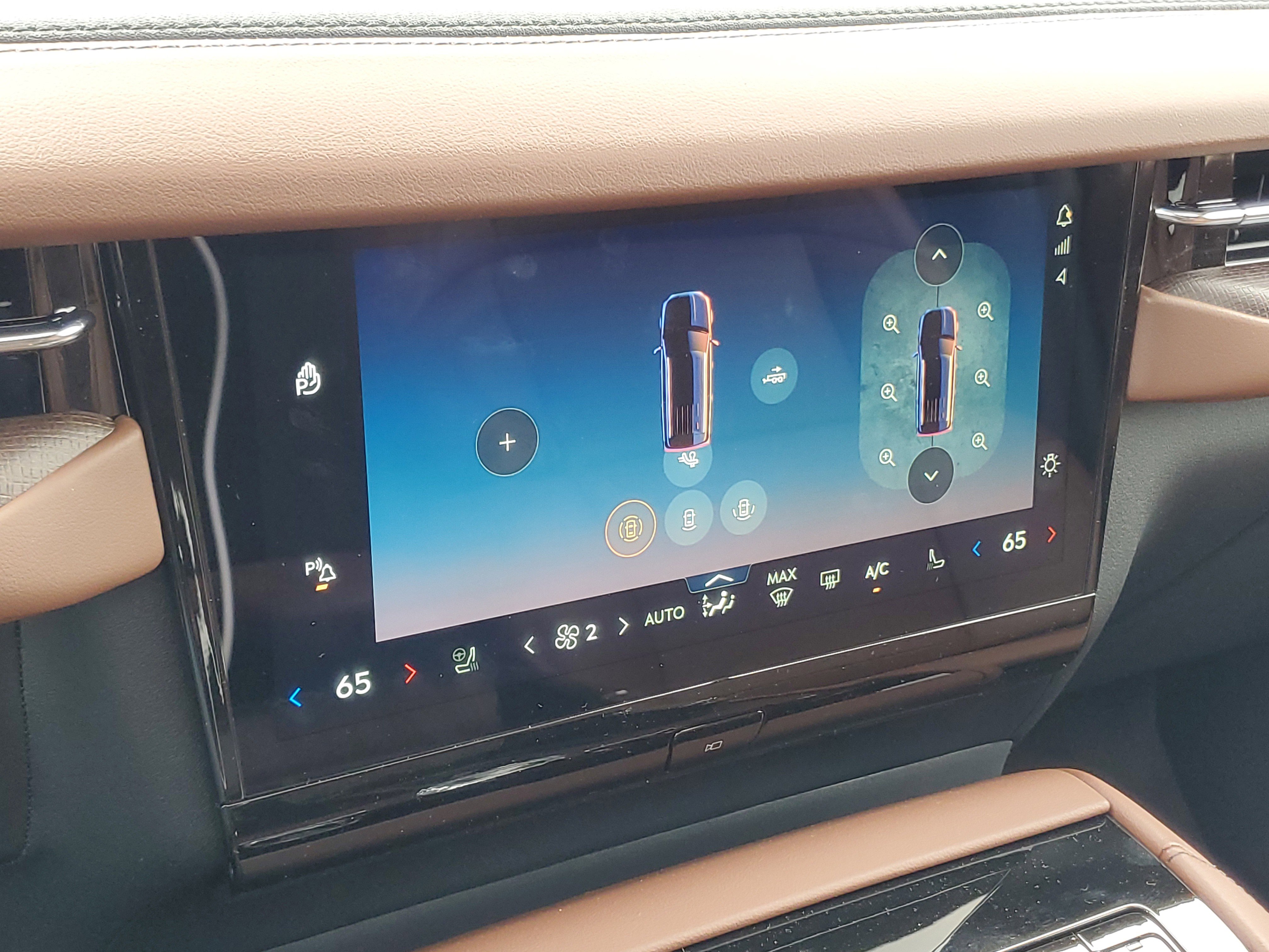 New 2026 Lincoln Navigator Reserve AWD/4WD image 24