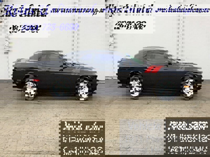 Used 2011 Dodge Challenger R/T w/ Sound Group II image 8