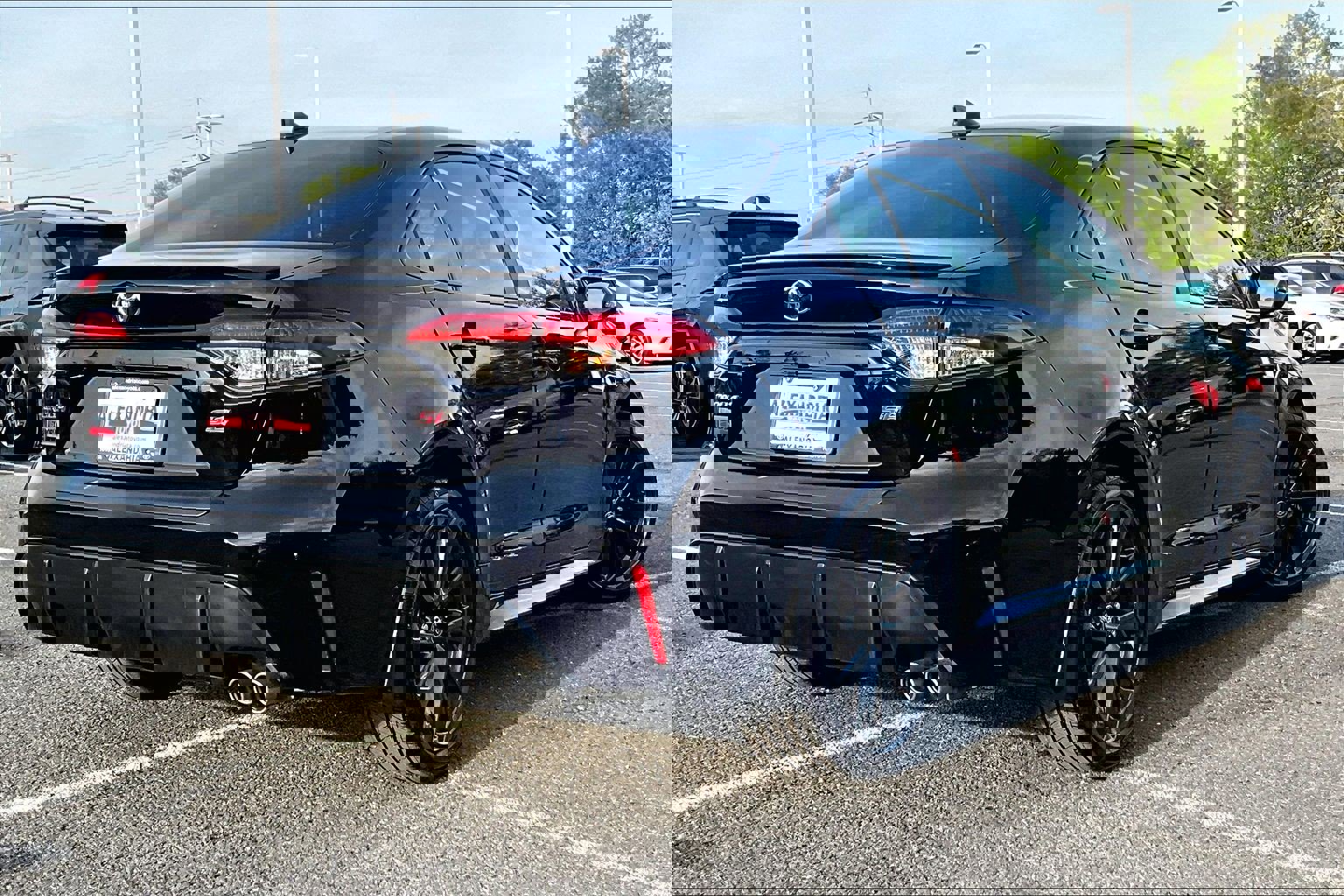 Used 2023 Toyota Corolla SE w/ SE Premium Package image 12