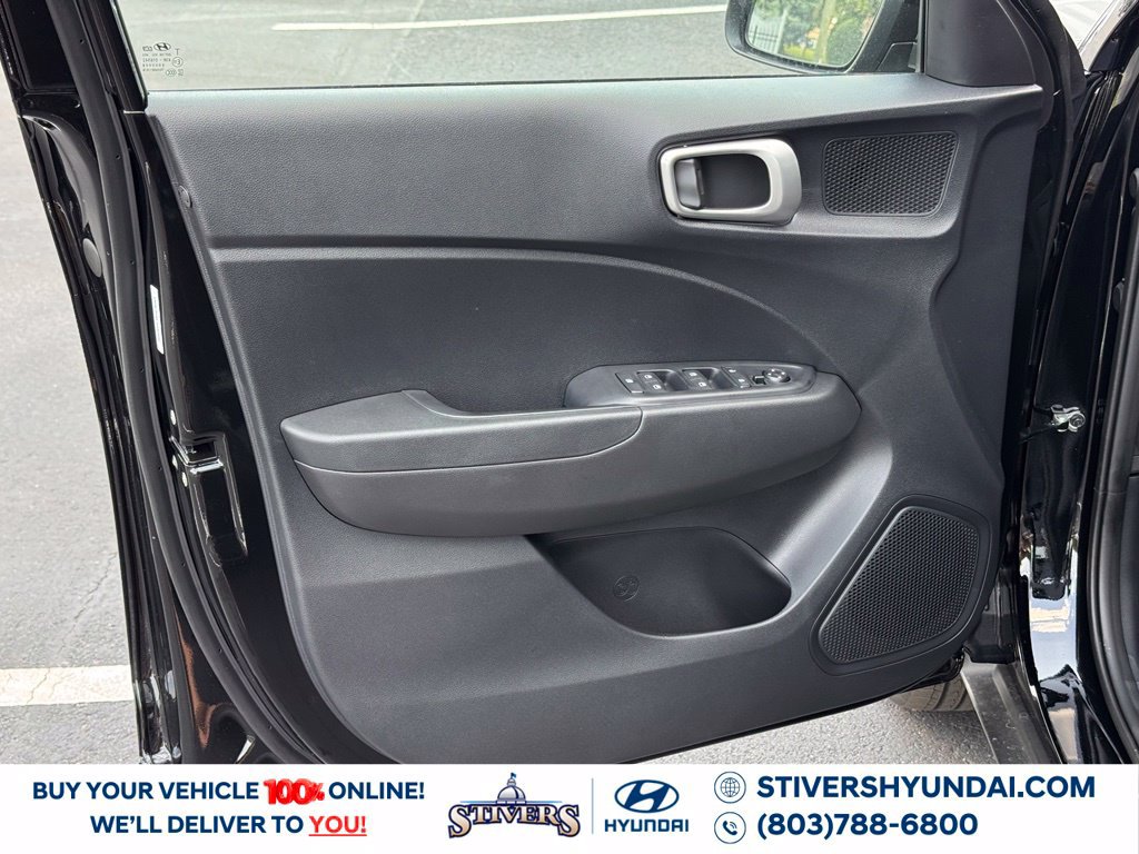 New 2026 Hyundai Venue SEL FWD image 23