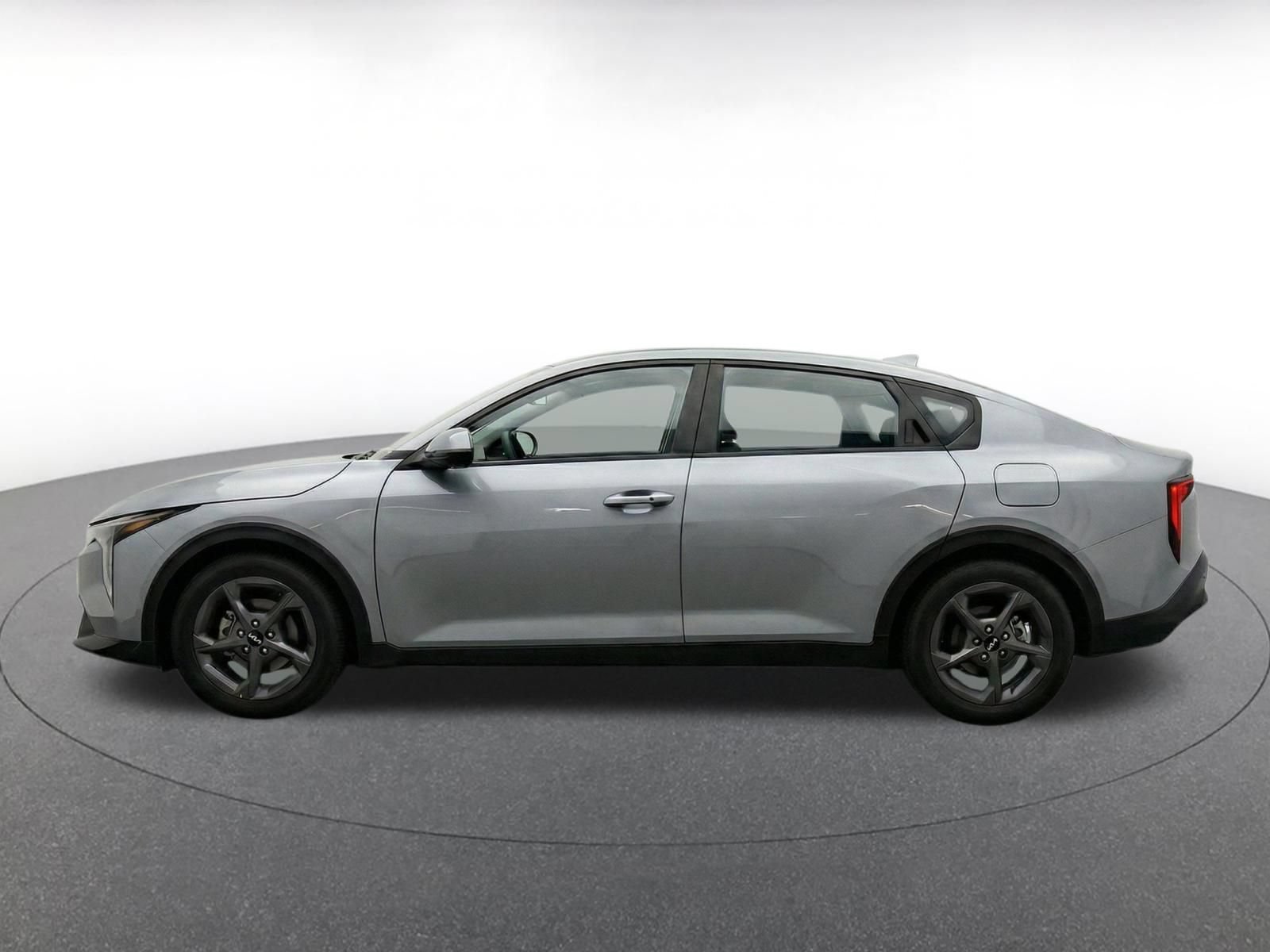 Used 2025 Kia K4 FWD image 4