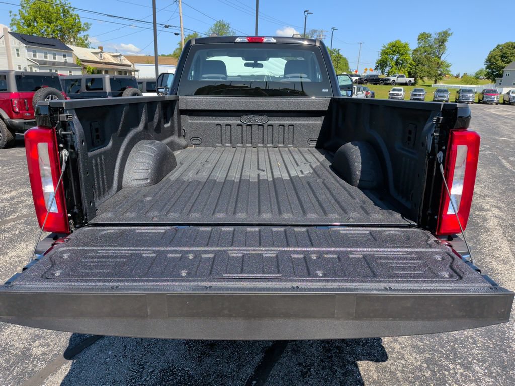 New 2026 Ford F250 XL w/ XL Off-Road Package AWD/4WD image 10