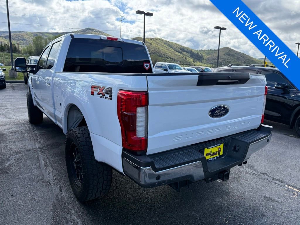 Used 2019 Ford F350 Lariat w/ Lariat Ultimate Package AWD/4WD image 6