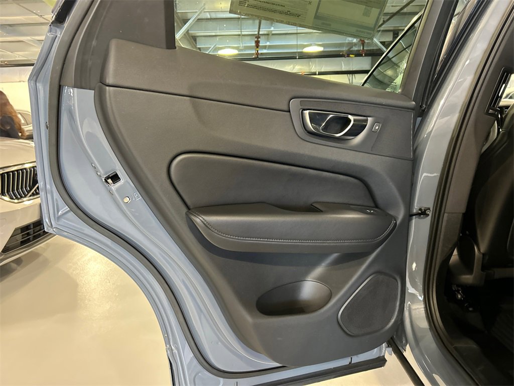 Certified 2023 Volvo XC60 B5 Core w/ Climate Package image 21