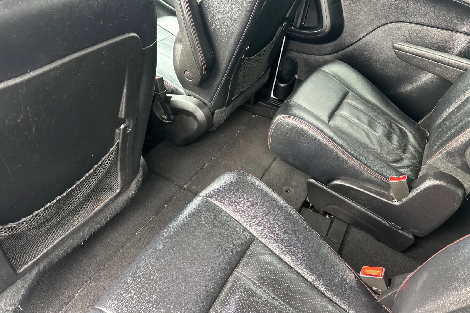 Used 2016 Dodge Grand Caravan R/T FWD image 12