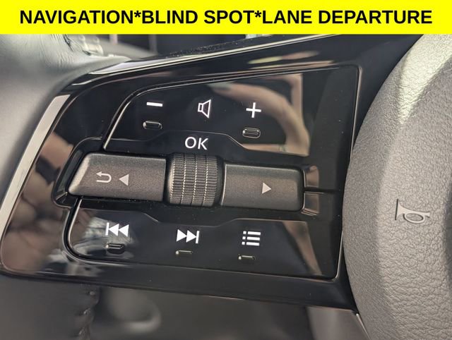 Used 2025 Nissan Z Performance w/ Floor Mat Package RWD image 14