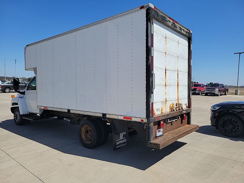 Used 2009 Chevrolet Kodiak C4500 2WD Regular Cab image 4