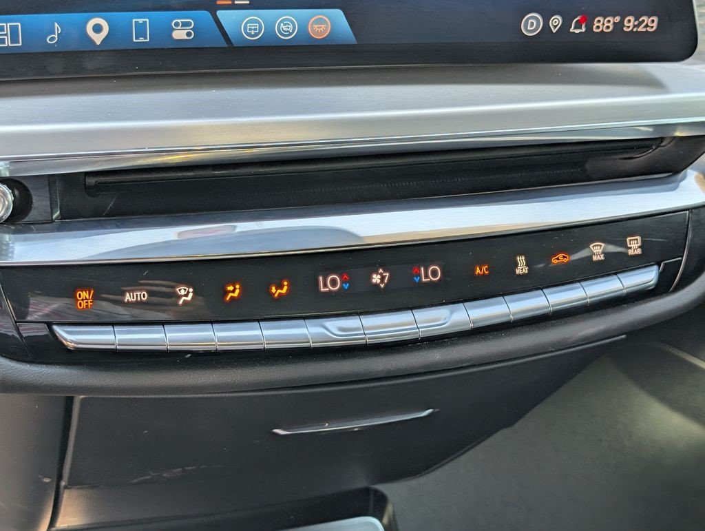 Certified 2024 Cadillac Lyriq Luxury AWD/4WD image 26
