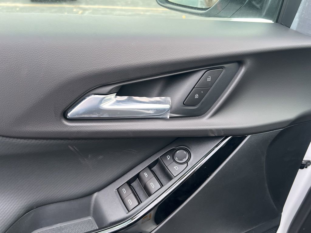 New 2026 Chevrolet Equinox LT w/ Convenience Package II image 8