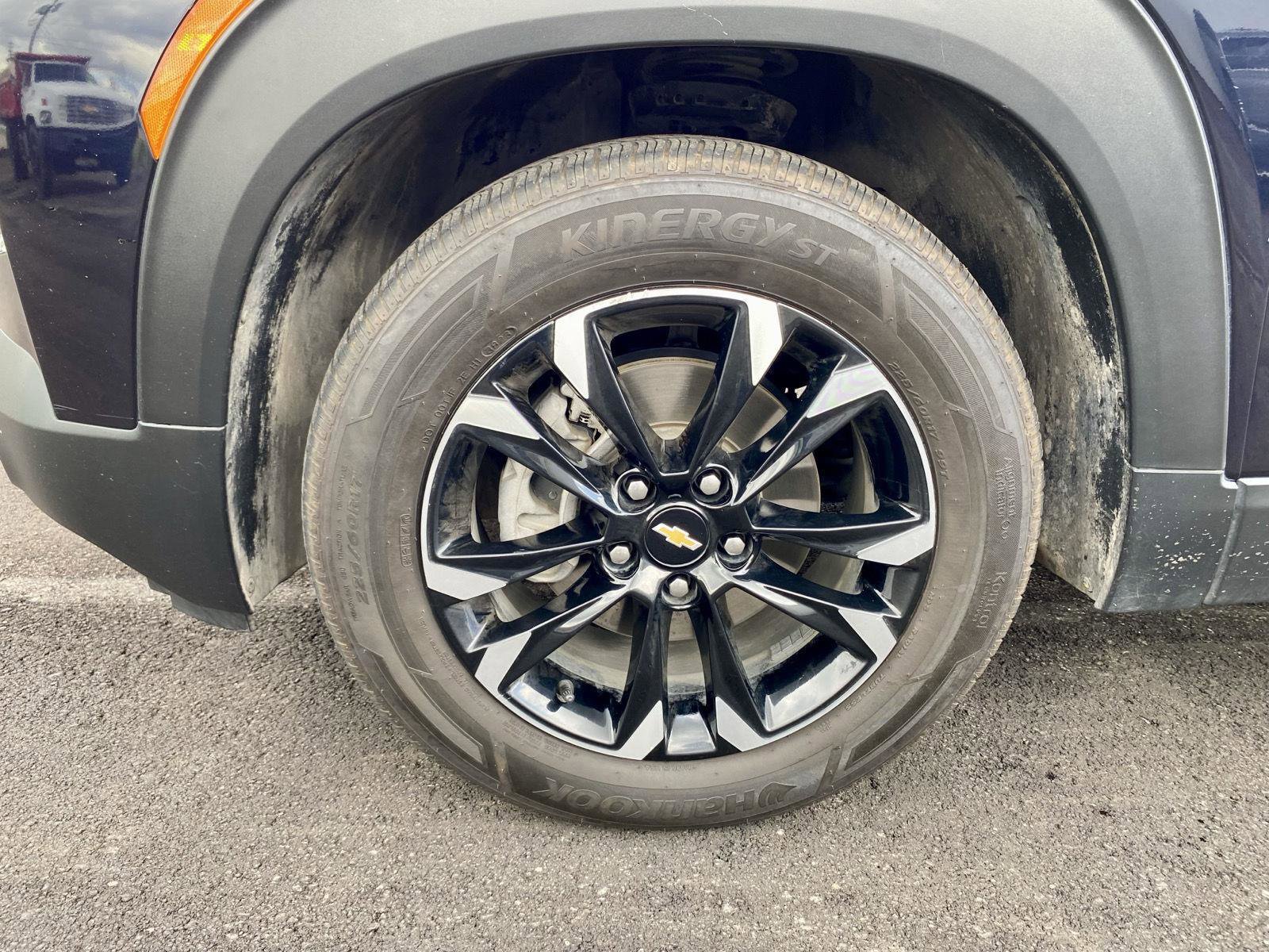 Used 2021 Chevrolet TrailBlazer LT w/ Convenience Package FWD image 19