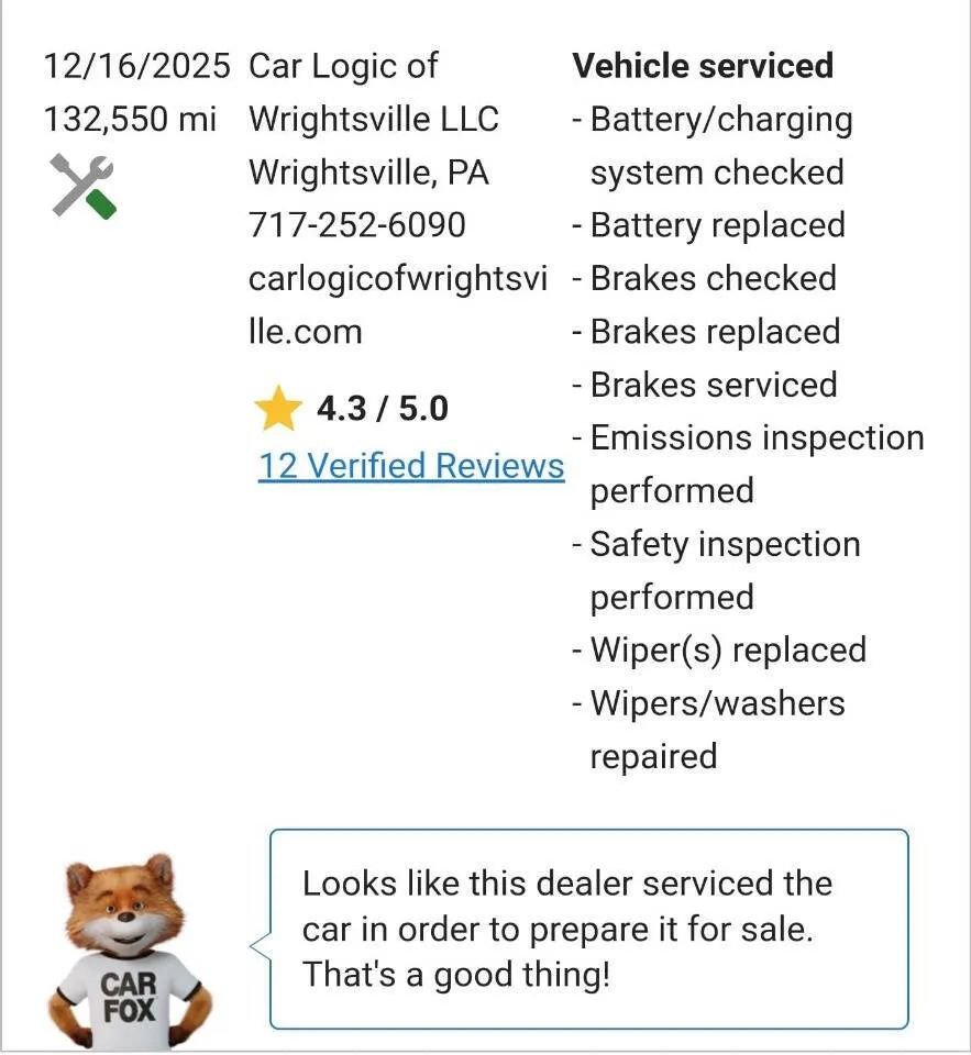 Used 2010 Toyota Yaris Sedan FWD image 2