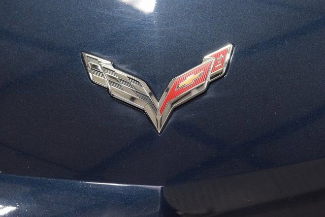 Used 2016 Chevrolet Corvette Stingray Z51 w/ Battery Protection Package image 14