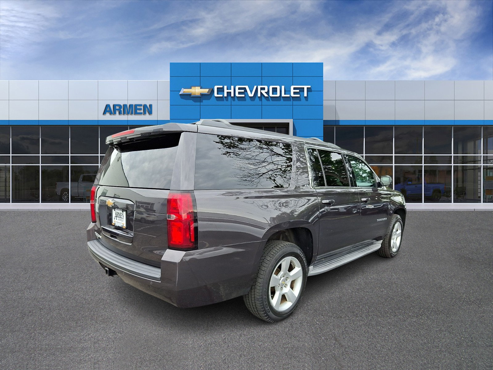 Certified 2015 Chevrolet Suburban LS w/ Max Trailering Package AWD/4WD image 7