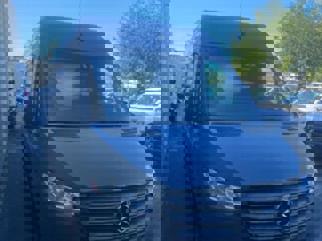 Used 2019 Mercedes-Benz Sprinter 170 image 4