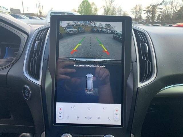 Used 2022 Ford Edge SEL image 32