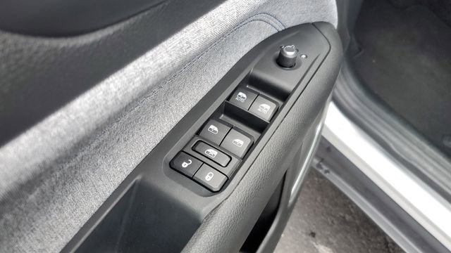 Certified 2024 Jeep Compass Latitude image 6