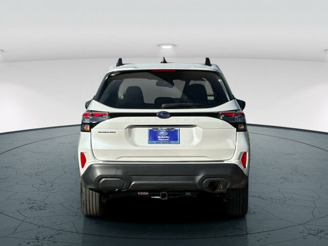 Certified 2025 Subaru Forester Premium AWD/4WD image 5