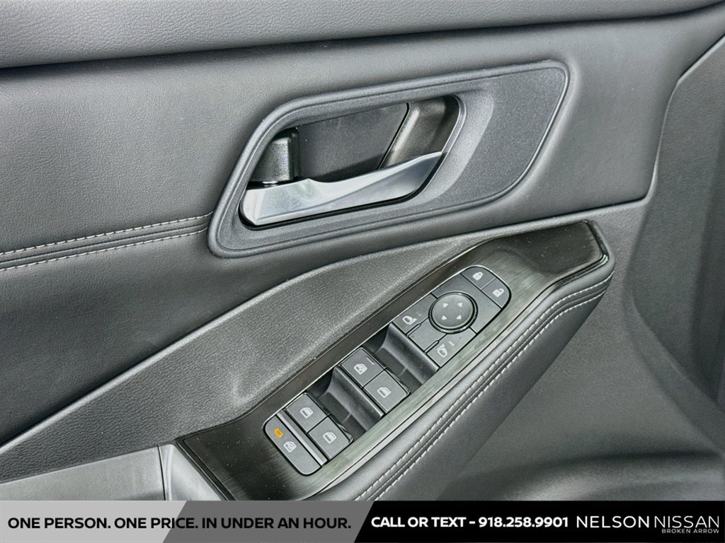 New 2026 Nissan Rogue Dark Armor FWD image 17